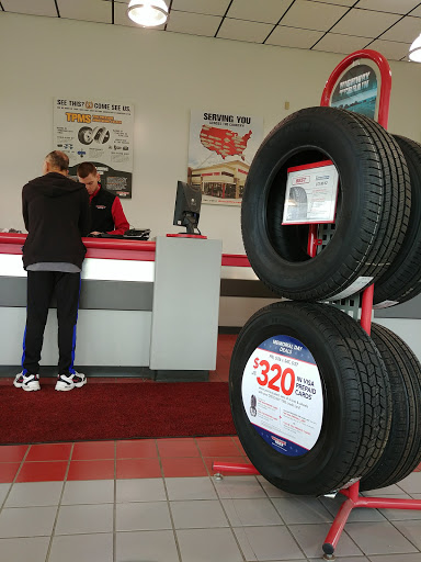 Tire Shop «Discount Tire Store», reviews and photos, 1887 Haggerty Rd, Commerce Charter Twp, MI 48390, USA