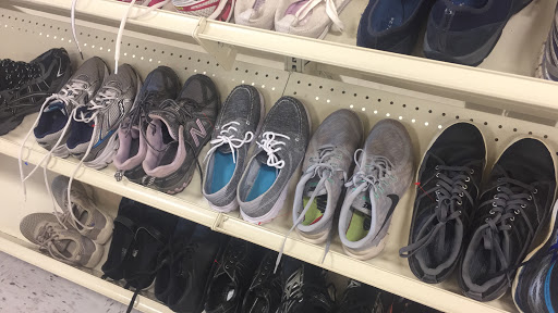 Donations Center «Goodwill of North Georgia: Roswell Store and Donation Center», reviews and photos