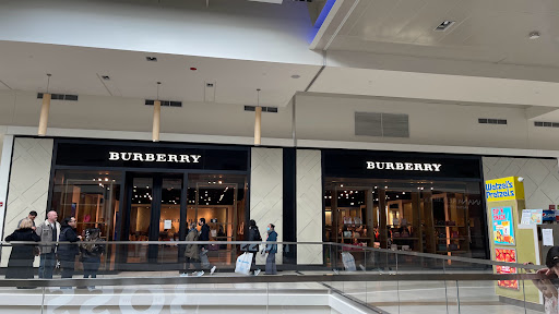 Shopping Mall «Fashion Outlets of Chicago», reviews and photos, 5220 Fashion Outlets Way, Rosemont, IL 60018, USA