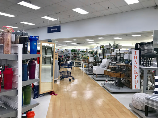 Department Store «Marshalls», reviews and photos, 3855 E Foothill Blvd, Pasadena, CA 91107, USA