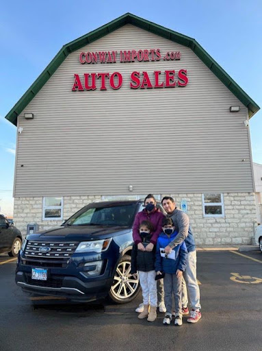Used Car Dealer «Conway Imports Auto Sales», reviews and photos, 615 E Lake St, Streamwood, IL 60107, USA