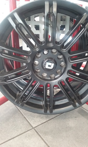 Tire Shop «Discount Tire Store - Humble, TX», reviews and photos, 20130 US-59, Humble, TX 77338, USA