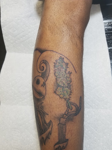 Tattoo Shop «Lost Soul Tattoo & Piercing», reviews and photos, 2609 Wilmington Pike, Dayton, OH 45419, USA