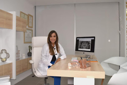 Dra. Diana Marín Odontóloga Endodoncista