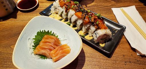 Sushi Restaurant «Mikuni Japanese Restaurant & Sushi Bar», reviews and photos, 4323 Hazel Ave, Fair Oaks, CA 95628, USA