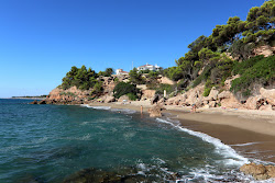 Photo de Cala Del Solitari avec un rivage droit