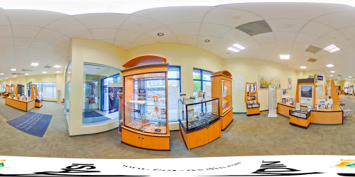 Optician «Main Eye Glass Center», reviews and photos, 1 N Washington Ave, Bergenfield, NJ 07621, USA