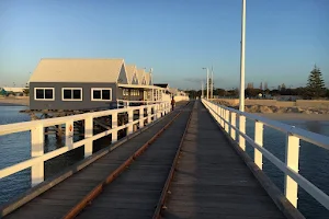 Busselton Backpackers image