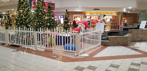 Shopping Mall «TownMall of Westminster», reviews and photos, 400 N Center St, Westminster, MD 21157, USA