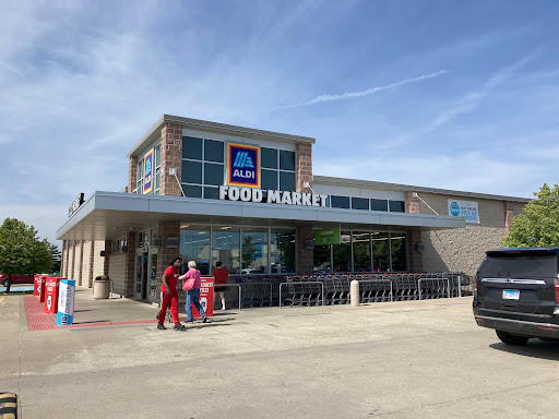 Supermarket «ALDI», reviews and photos, 801 Interstate Dr, Champaign, IL 61822, USA