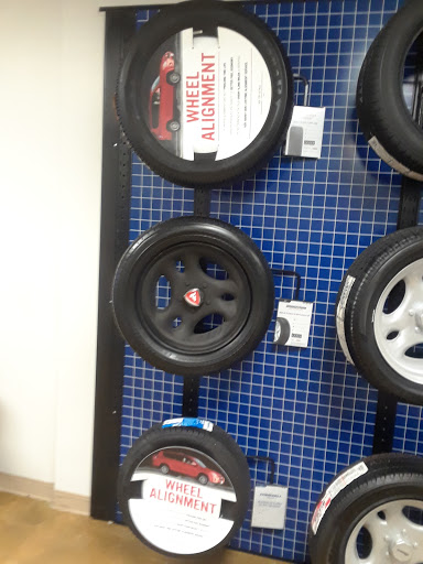 Tire Shop «Firestone Complete Auto Care», reviews and photos, 2250 Kelly Dr, Lackland AFB, TX 78236, USA