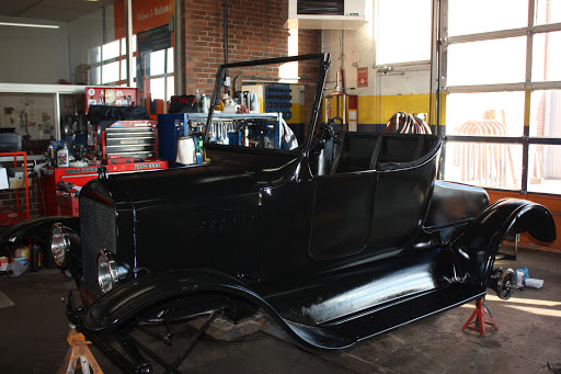 Auto Repair Shop «Madison Auto Service LLC», reviews and photos, 605 Clifty Dr, Madison, IN 47250, USA