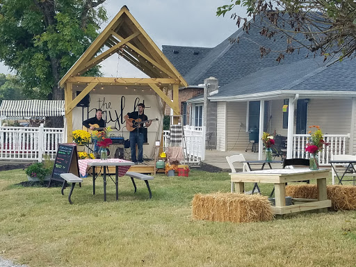 Flea Market «The Hayloft at Port Royal», reviews and photos, 551 Port Royal Rd, Clarksville, TN 37040, USA