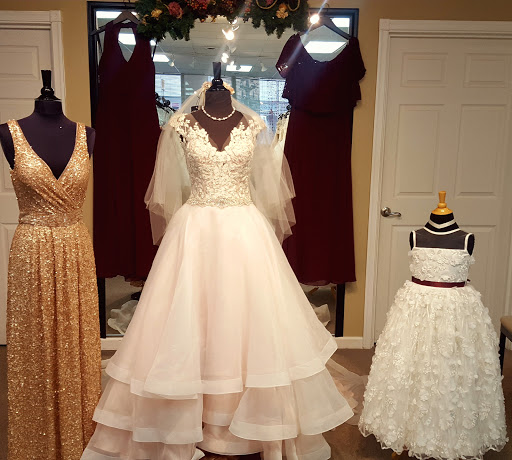 Bridal Shop «Sue Ames Bridal Outlet», reviews and photos, 202 N 10th St, Allentown, PA 18102, USA