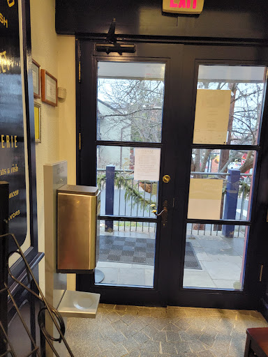 Market «Market Salamander», reviews and photos, 200 W Washington St, Middleburg, VA 20117, USA