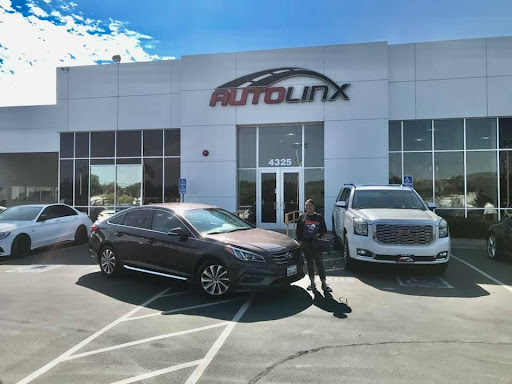 Used Car Dealer «AutoLinx - Luxury Pre-Owned», reviews and photos, 3300 Sonoma Blvd, Vallejo, CA 94590, USA