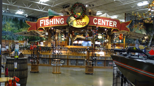 Sporting Goods Store «Bass Pro Shops», reviews and photos, 7905 S Hosmer St, Tacoma, WA 98408, USA