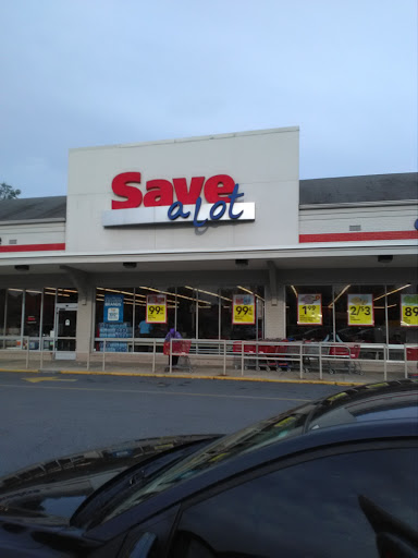 Grocery Store «Save-A-Lot», reviews and photos, 5615 Sargent Rd, Hyattsville, MD 20782, USA