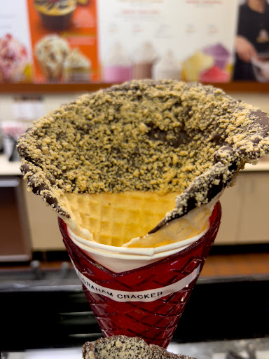 Ice Cream Shop «Cold Stone Creamery», reviews and photos, 768 Mainstreet, Hopkins, MN 55343, USA