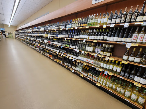 State Liquor Store «NH Liquor & Wine Outlet», reviews and photos, 500 Woodbury Ave, Portsmouth, NH 03801, USA