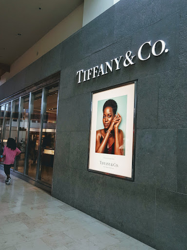 Jewelry Store «Tiffany & Co.», reviews and photos, 4400 Sharon Rd, Charlotte, NC 28211, USA