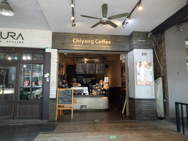 季洋咖啡minibar左營至聖吧-咖啡攤車/外帶咖啡/拿鐵美式/高雄咖啡