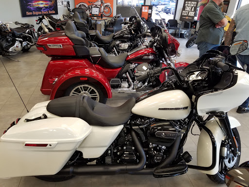 Harley-Davidson Dealer «Bruce Rossmeyers New Smyrna Harley Davidson», reviews and photos, 1899 FL-44, New Smyrna Beach, FL 32168, USA
