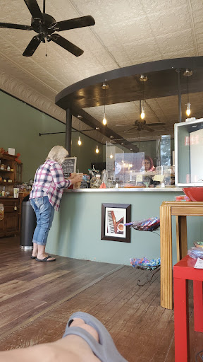 Boutique «Geschenk Boutique», reviews and photos, 228 E Lincoln St, St Joseph, IL 61873, USA