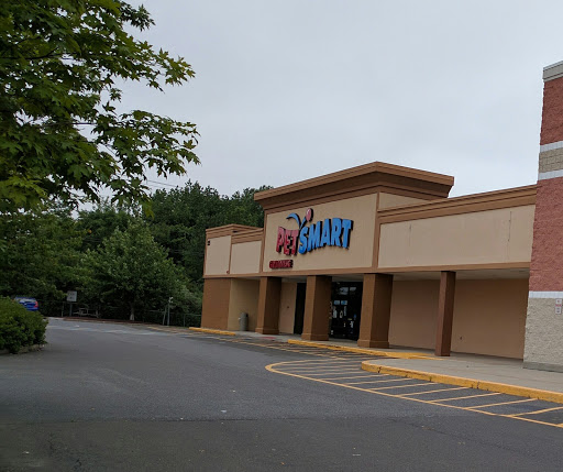 Pet Supply Store «PetSmart», reviews and photos, 55 Boston Post Rd, Orange, CT 06477, USA