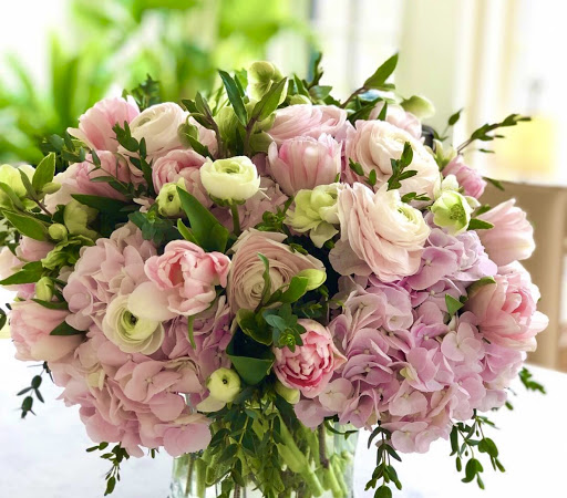 Florist «Flowers and Flowers by Adam Manjuck», reviews and photos, 876 Post Rd, Darien, CT 06820, USA