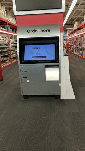 Office Supply Store «Staples», reviews and photos, 5680 Broadway, Bronx, NY 10463, USA