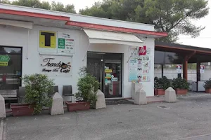 TRENDY CAFE' LOUNGE BAR STAZIONE DI SERVIZIO CARBURANTI SPONGANO, AREA DI SERVIZIO SPONGANO image