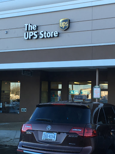 Shipping and Mailing Service «The UPS Store», reviews and photos, 21800 Towncenter Plaza #266a, Sterling, VA 20164, USA