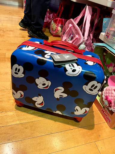 Toy Store «Disney Store», reviews and photos, 564 Great Northern Shop Center, North Olmsted, OH 44070, USA