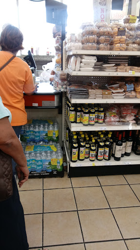 Grocery Store «Las Americas Grocery & Deli», reviews and photos, 222 N US Hwy 17 92, Longwood, FL 32750, USA