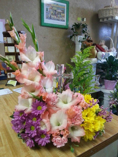 Florist «Deptula Florist & Gifts», reviews and photos, 925 W Wise Rd, Schaumburg, IL 60193, USA