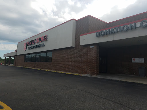 Thrift Store «The Salvation Army Family Store & Donation Center», reviews and photos, 717 3rd Ave SE, Cedar Rapids, IA 52401, USA