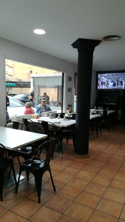 Restaurant La Gasolinera Oliana - AB, Avinguda del Solsonès, 26, 25790 Oliana, Lleida, Spain