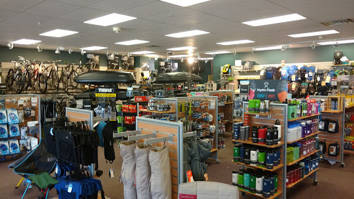 Outdoor Sports Store «Eastern Mountain Sports», reviews and photos, 1513 Iyannough Rd, Hyannis, MA 02601, USA
