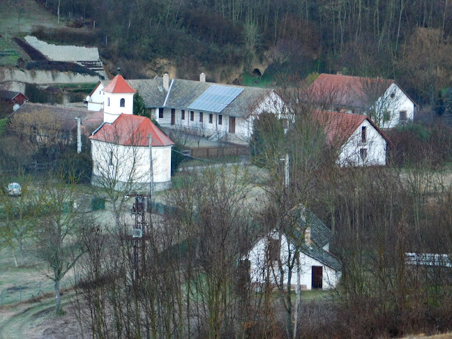 Bonyhád, Ladomány 20, 7150 Magyarország