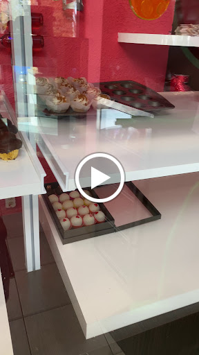 Wedding Bakery «Sweet Doctors», reviews and photos, 140 University Town Center Dr, Sarasota, FL 34243, USA