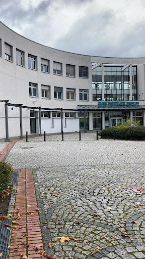 Freie Universität Berlin - Institut für Informatik