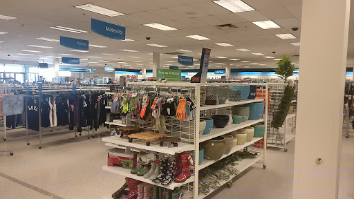 Clothing Store «Ross Dress for Less», reviews and photos, 1170 Nixon Dr, Mt Laurel, NJ 08054, USA