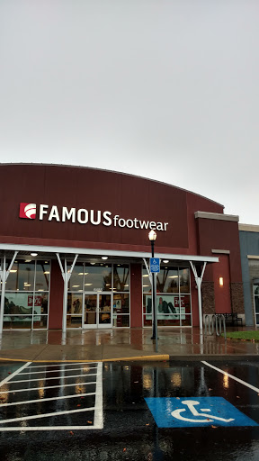 Shoe Store «Famous Footwear», reviews and photos, 6485 Keizer Station Blvd, Keizer, OR 97303, USA