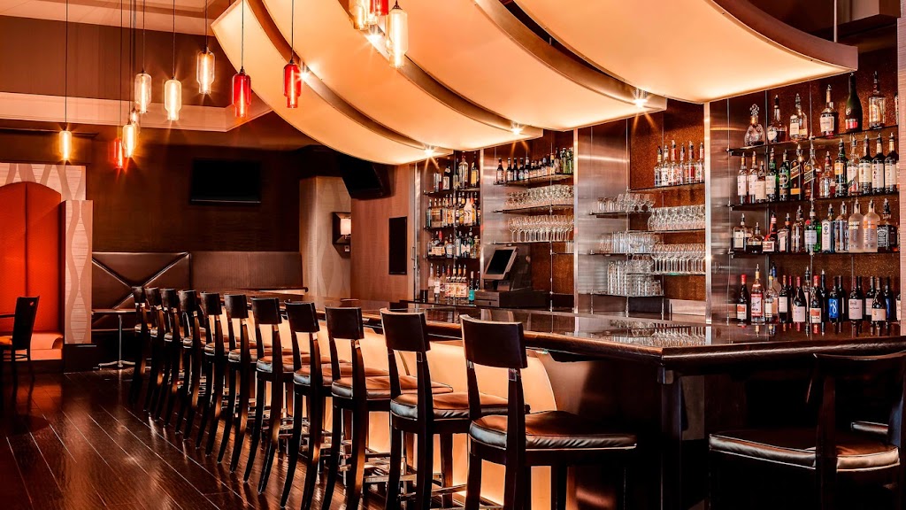 OP1906 Bar & Grill 66211