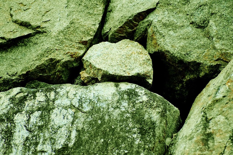 川之江城跡 幸福のハート石