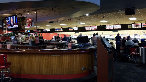 Bowling Alley «AMF Pin-O-Rama Lanes», reviews and photos, 1724 Genesee St, Utica, NY 13502, USA