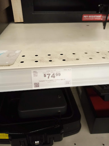 Hardware Store «Harbor Freight Tools», reviews and photos, 1835 S Mooney Blvd, Visalia, CA 93277, USA