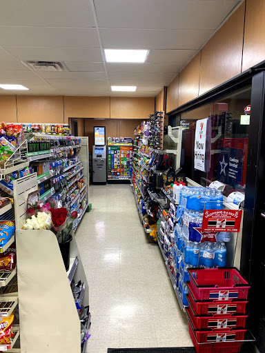 Convenience Store «7-Eleven», reviews and photos, 615 S Main St, Duncanville, TX 75116, USA