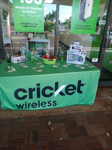 Cell Phone Store «Cricket Wireless Authorized Retailer», reviews and photos, 19337 S Dixie Hwy, Cutler Bay, FL 33157, USA